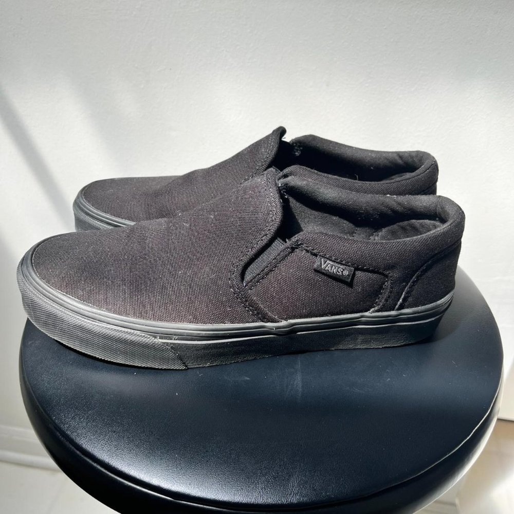 Black Vans